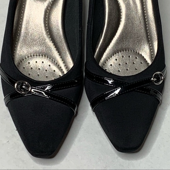 Women Aubrey Lynn Black 7M Heel Dress Shoe - Picture 4 of 12